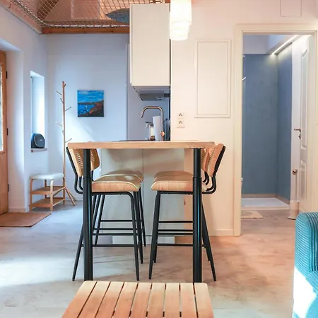 Tinyhouse *